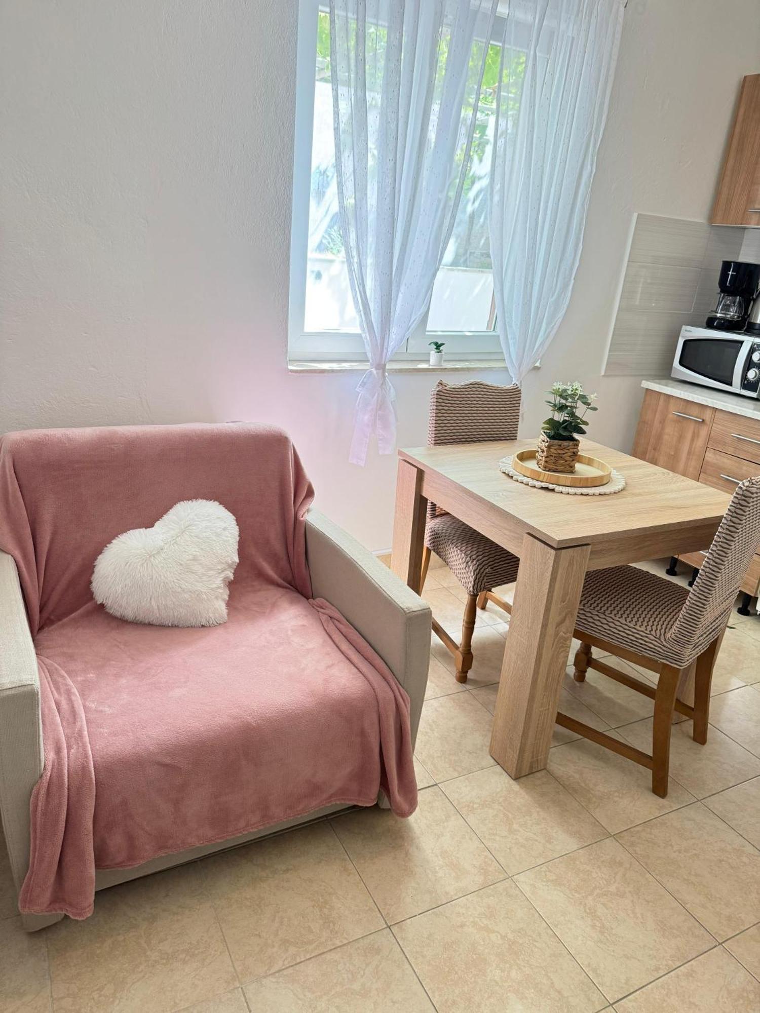 Lana Apartman Zadar Bagian luar foto