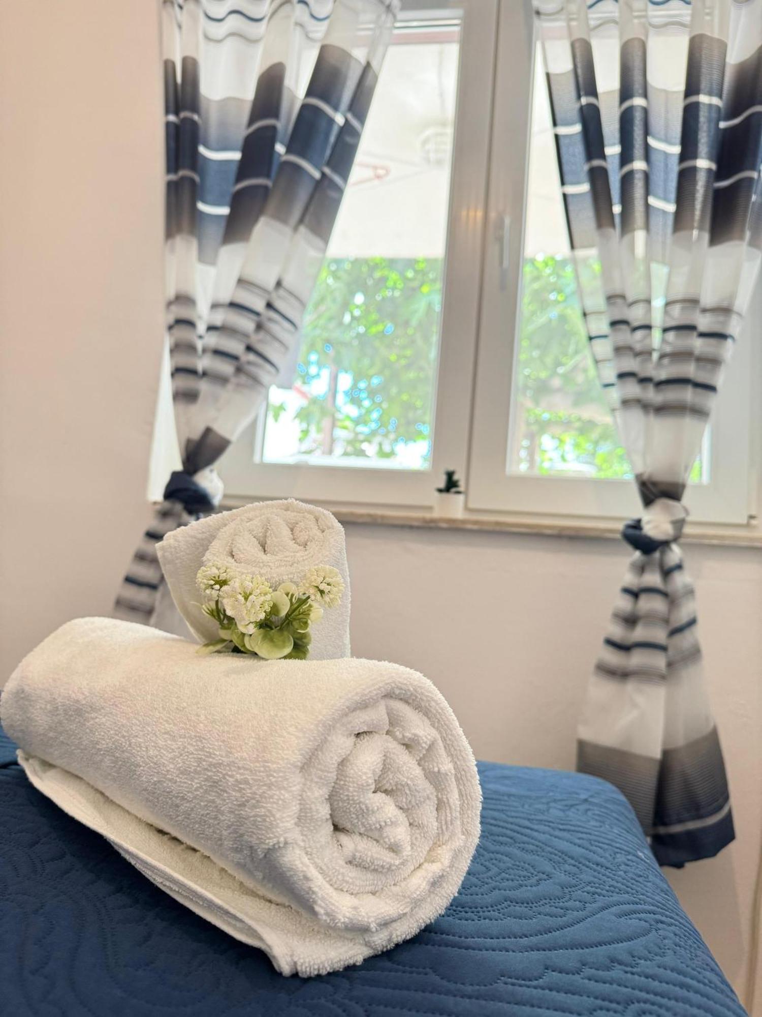 Lana Apartman Zadar Bagian luar foto
